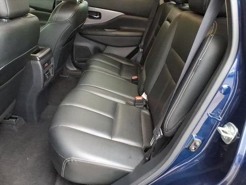 Used 2023 Nissan Murano SV image 10