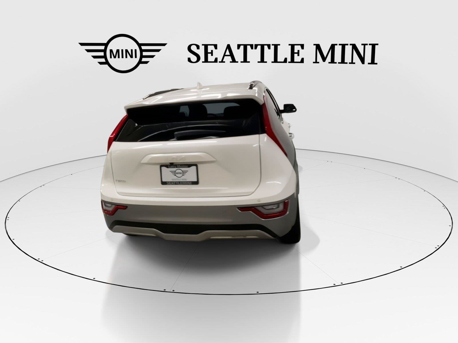 Used 2023 Kia Niro Wave w/ Wave Preserve Package FWD image 10