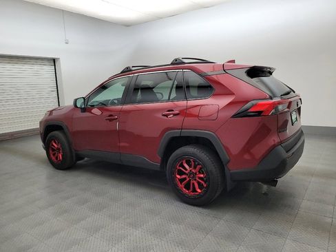 Used 2021 Toyota RAV4 LE image 3