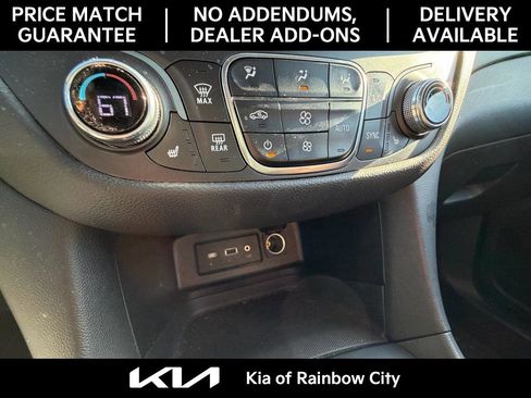 Used 2023 Chevrolet Equinox LT image 33