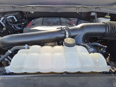 Certified 2023 Ford F150 Raptor w/ Raptor Carbon Fiber Package image 31