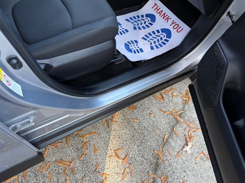 Used 2019 Toyota RAV4 LE image 51