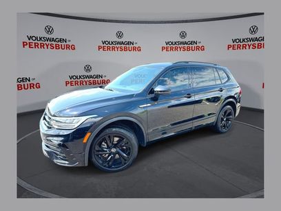 Certified 2023 Volkswagen Tiguan SE R-Line
