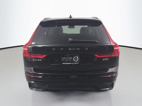 Certified 2024 Volvo XC60 B5 Plus AWD/4WD image 7