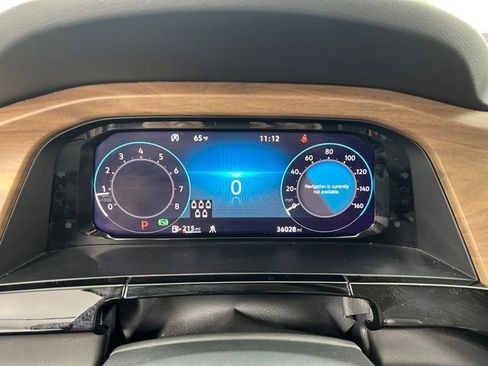 Used 2025 Volkswagen Atlas SE image 16