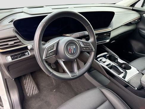 Used 2024 Buick Envision Avenir image 12