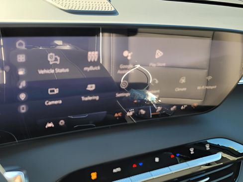 New 2026 Buick Enclave Preferred w/ Power Package image 26