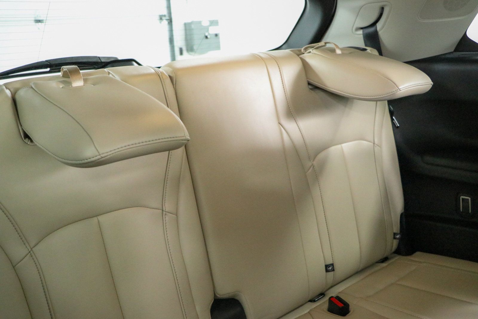 Used 2023 INFINITI QX60 Luxe w/ Performance Audio Package AWD/4WD image 31