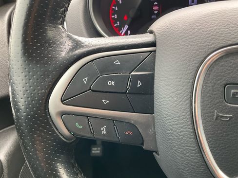 Used 2020 Dodge Durango SXT image 27