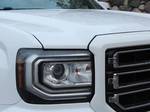 Used 2017 GMC Sierra 1500 SLE w/ SLE Value Package image 35