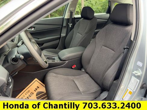 Certified 2024 Honda Accord EX image 25