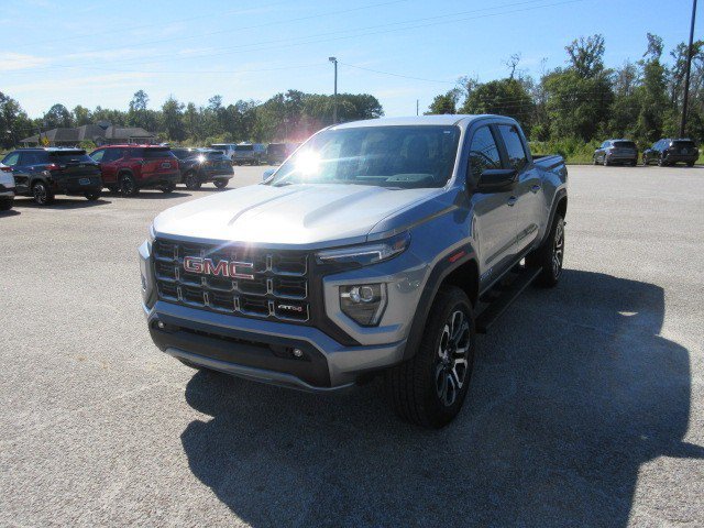 Used 2023 GMC Canyon AT4 AWD/4WD image 2
