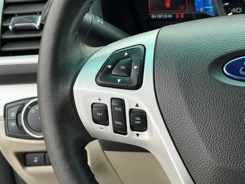 Used 2015 Ford Explorer XLT w/ Equipment Group 202B image 25