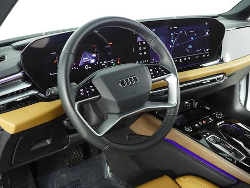Used 2025 Audi A5 2.0T Premium Plus w/ Premium Plus AWD/4WD image 31