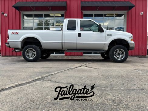 Used 1999 Ford F250 4x4 SuperCab Super Duty image 1
