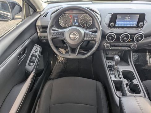 Used 2025 Nissan Sentra S image 14
