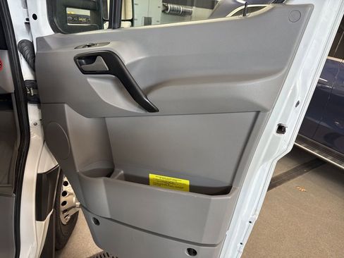 Used 2016 Mercedes-Benz Sprinter 3500 image 12