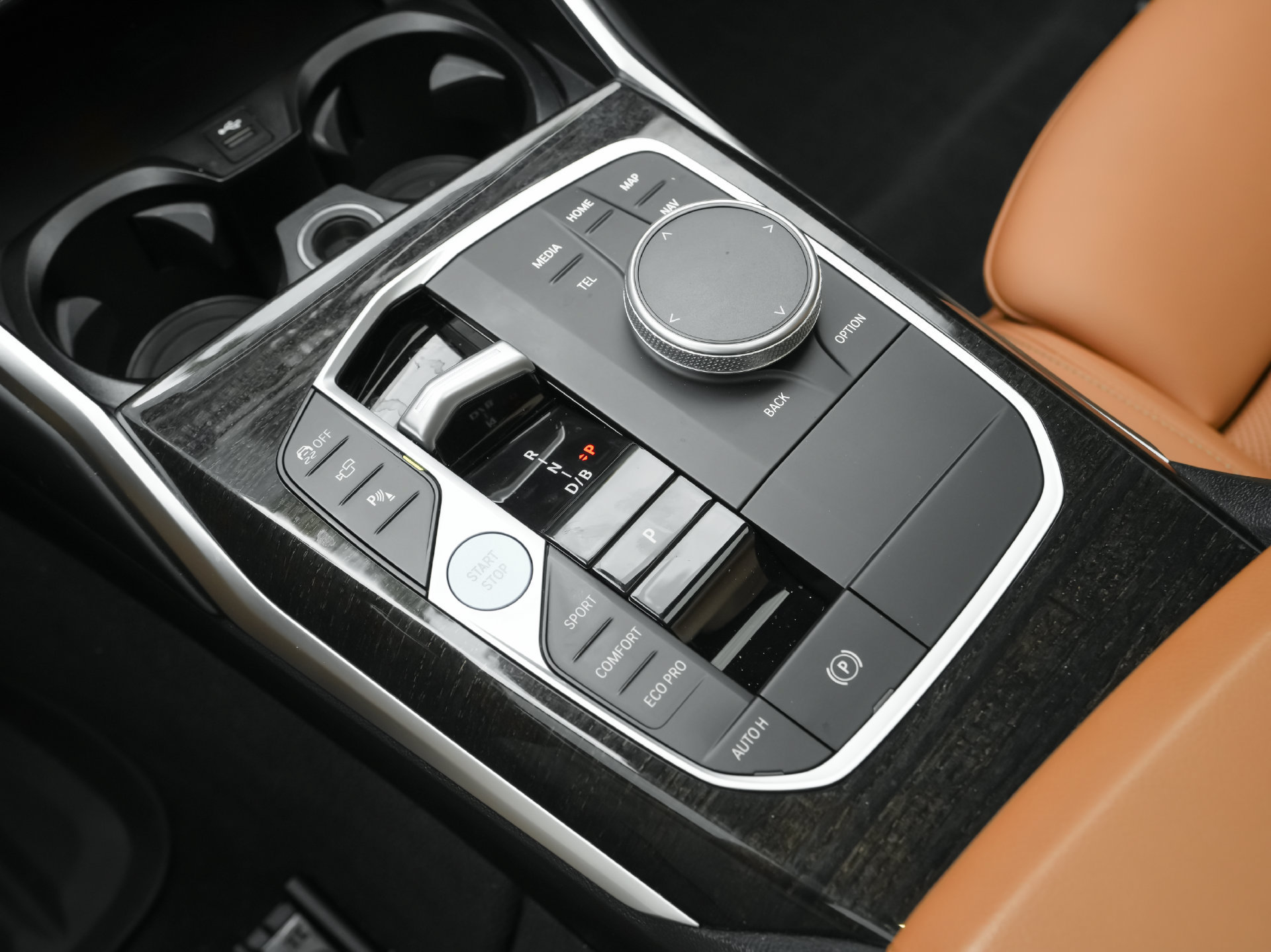 Used 2024 BMW i4 eDrive35 w/ Convenience Package RWD image 21