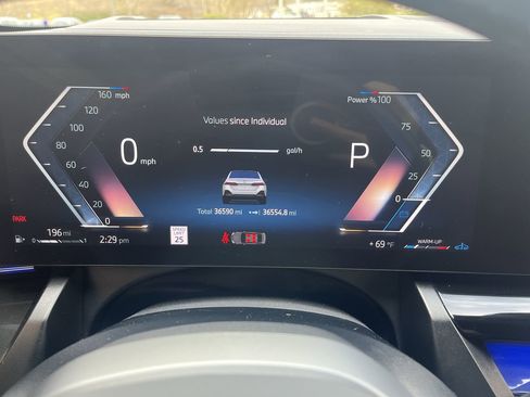 Certified 2024 BMW 540i xDrive w/ Executive Package image 23