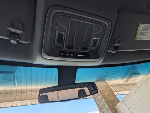 Used 2021 Chevrolet Silverado 1500 Custom image 29