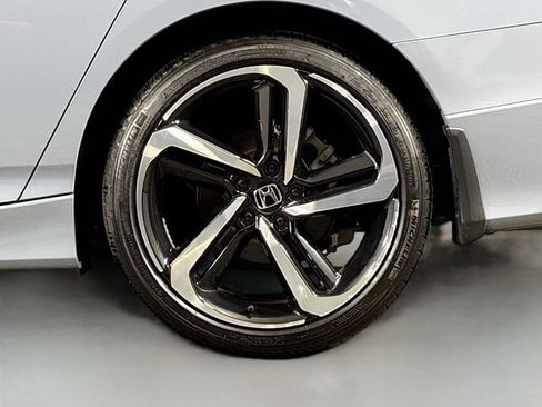 Used 2022 Honda Accord Sport image 32