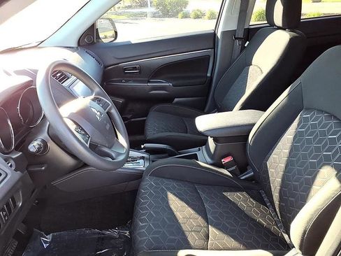 Used 2023 Mitsubishi Outlander Sport ES AWD/4WD image 14