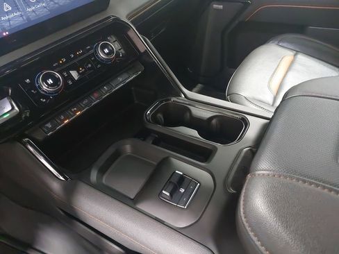 Used 2024 GMC Sierra 3500 AT4 w/ AT4 Premium Plus Package image 26