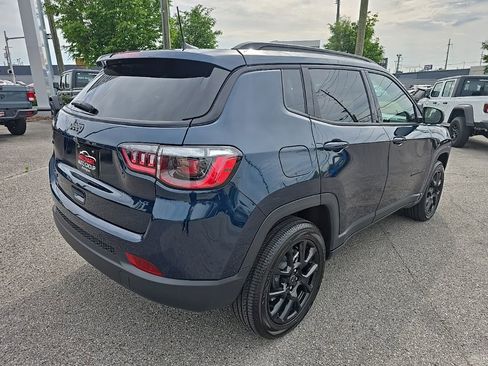 New 2026 Jeep Compass Latitude AWD/4WD image 3