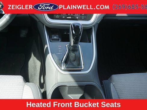 Used 2023 Subaru Outback Premium AWD/4WD image 16
