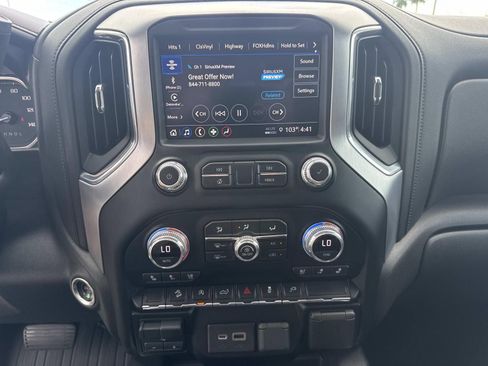 Used 2021 GMC Sierra 1500 SLT w/ SLT Premium Package AWD/4WD image 26