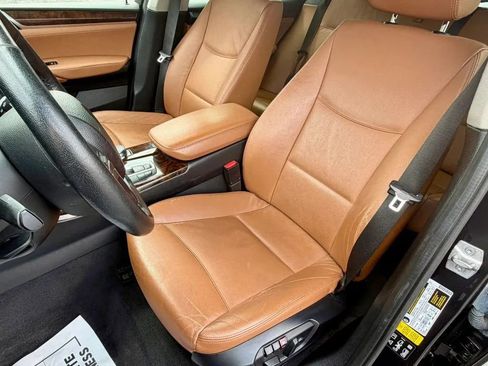 Used 2017 BMW X3 xDrive28i image 11