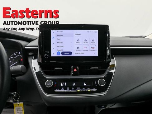 Used 2024 Toyota Corolla LE image 12