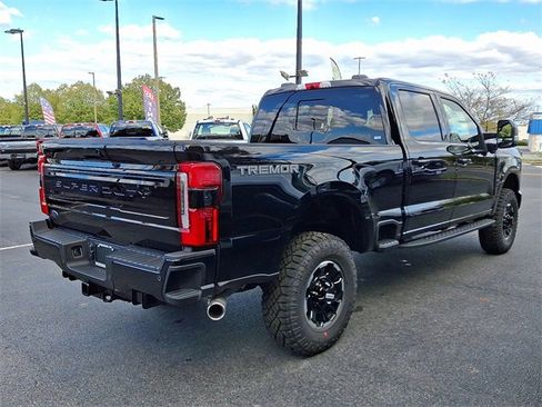 New 2026 Ford F250 Platinum w/ Tremor Off-Road Package image 3
