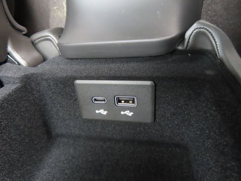 New 2026 Chevrolet Corvette Stingray w/ Z51 Performance Package image 13