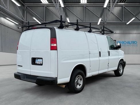 Used 2019 Chevrolet Express 2500 w/ Driver Convenience Package image 8