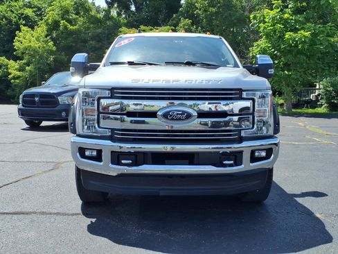 Used 2019 Ford F250 Lariat w/ Chrome Package AWD/4WD image 2