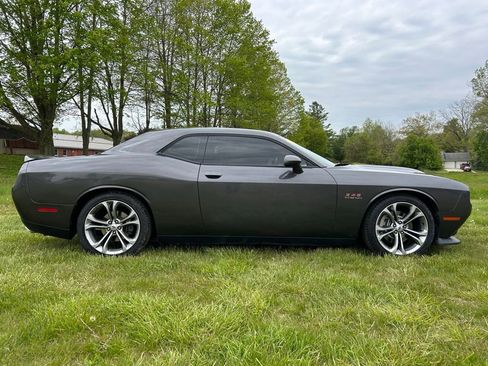 Used 2020 Dodge Challenger R/T RWD image 2
