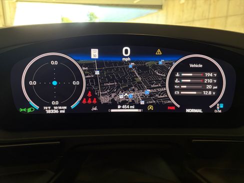 Certified 2024 Porsche Cayenne S AWD/4WD image 6