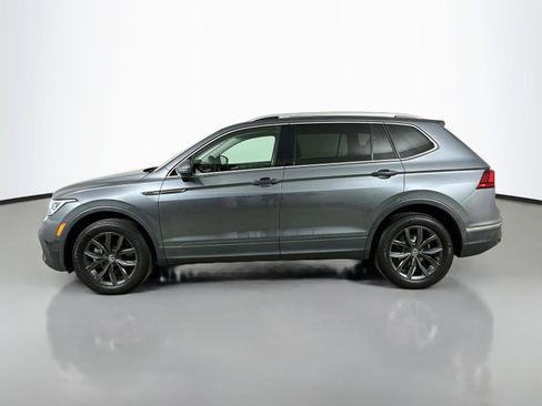 Used 2023 Volkswagen Tiguan SE FWD image 8