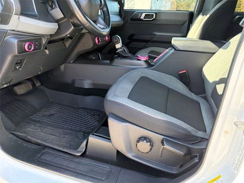 Used 2022 Ford Bronco Big Bend image 9