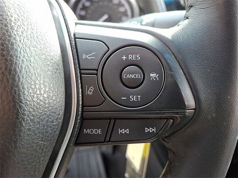 Used 2019 Toyota Camry SE image 23