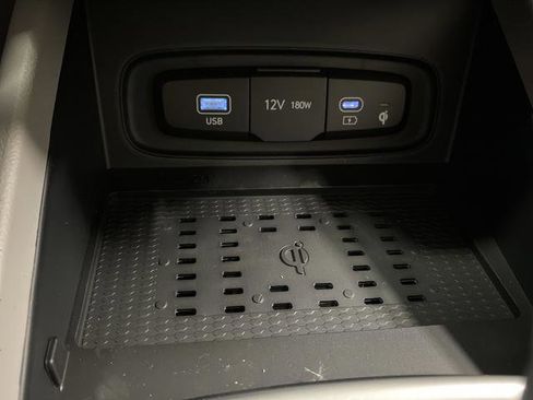 New 2026 Hyundai Venue SEL image 23