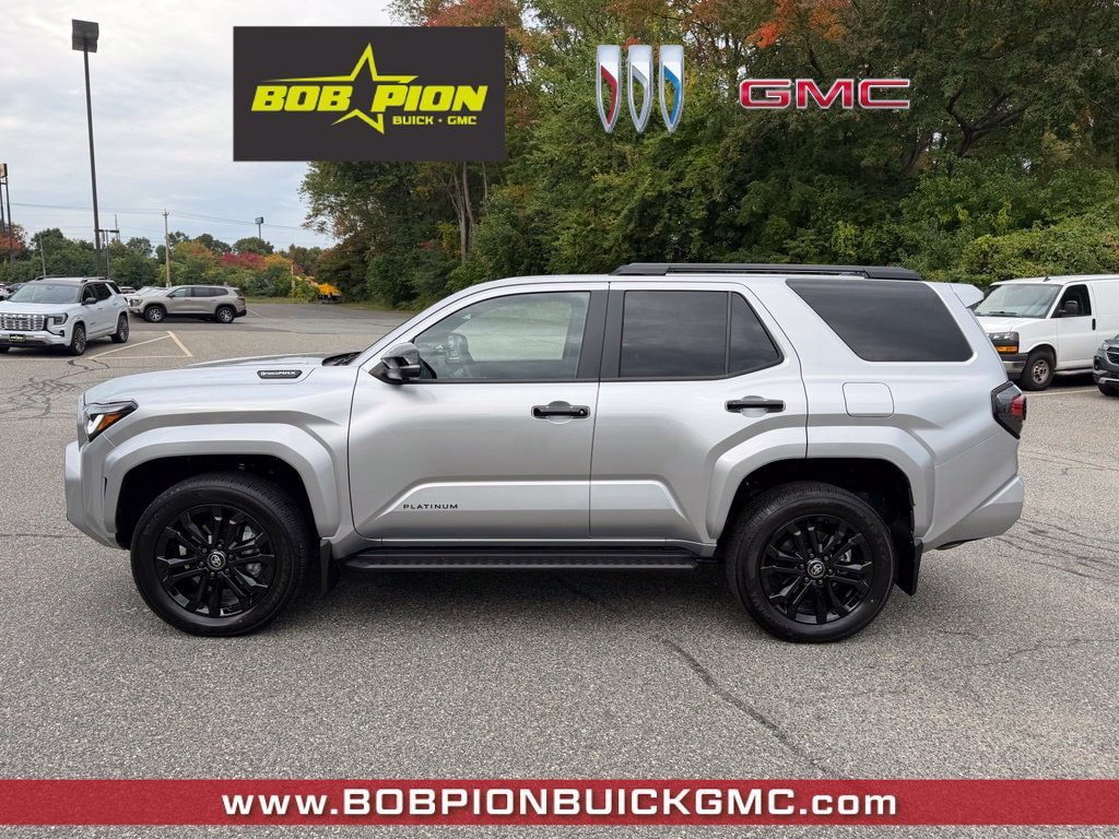 Used 2026 Toyota 4Runner Platinum AWD/4WD image 2