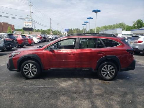 Certified 2024 Subaru Outback Premium AWD/4WD image 7