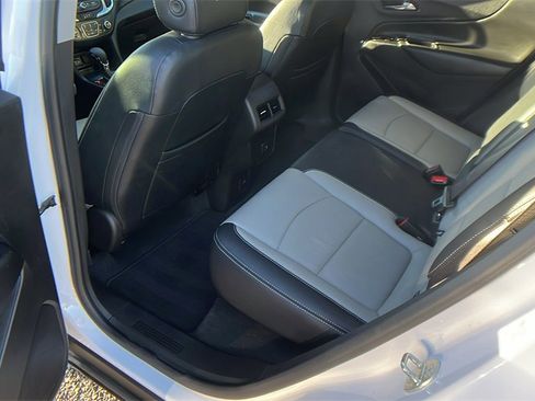 Certified 2022 Chevrolet Equinox LT image 20