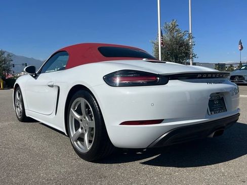 Used 2023 Porsche 718 Boxster RWD image 3