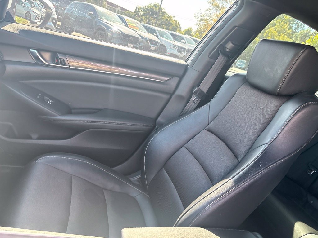 Used 2019 Honda Accord Sport image 14
