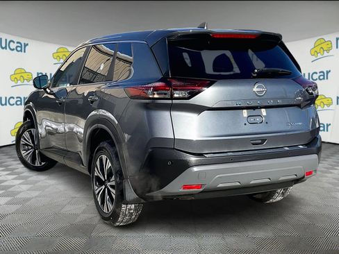 Used 2023 Nissan Rogue SV image 4