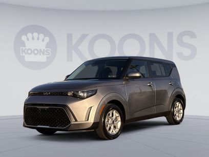 Used 2024 Kia Soul LX w/ Option Group 015