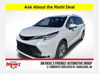 Used 2021 Toyota Sienna Limited 360° Tour